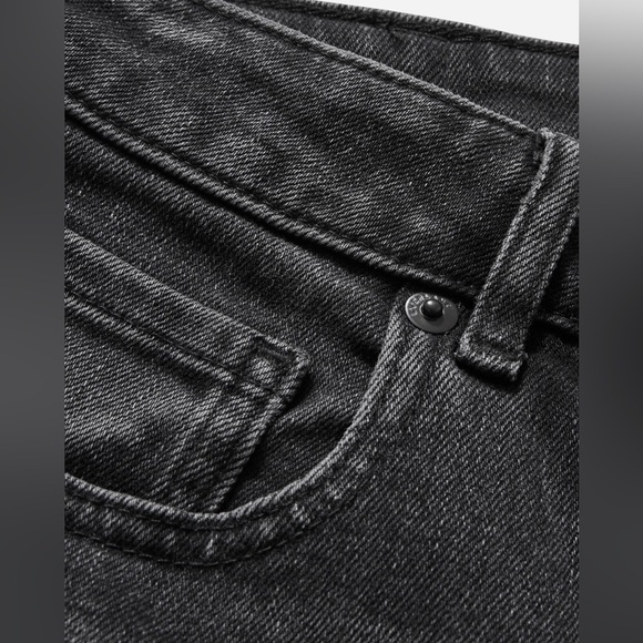 Everlane The Curvy Cheeky Straight Jean in Washed Black - Size 25 - Picture 6 of 7